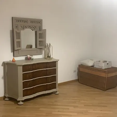 Interno5 *